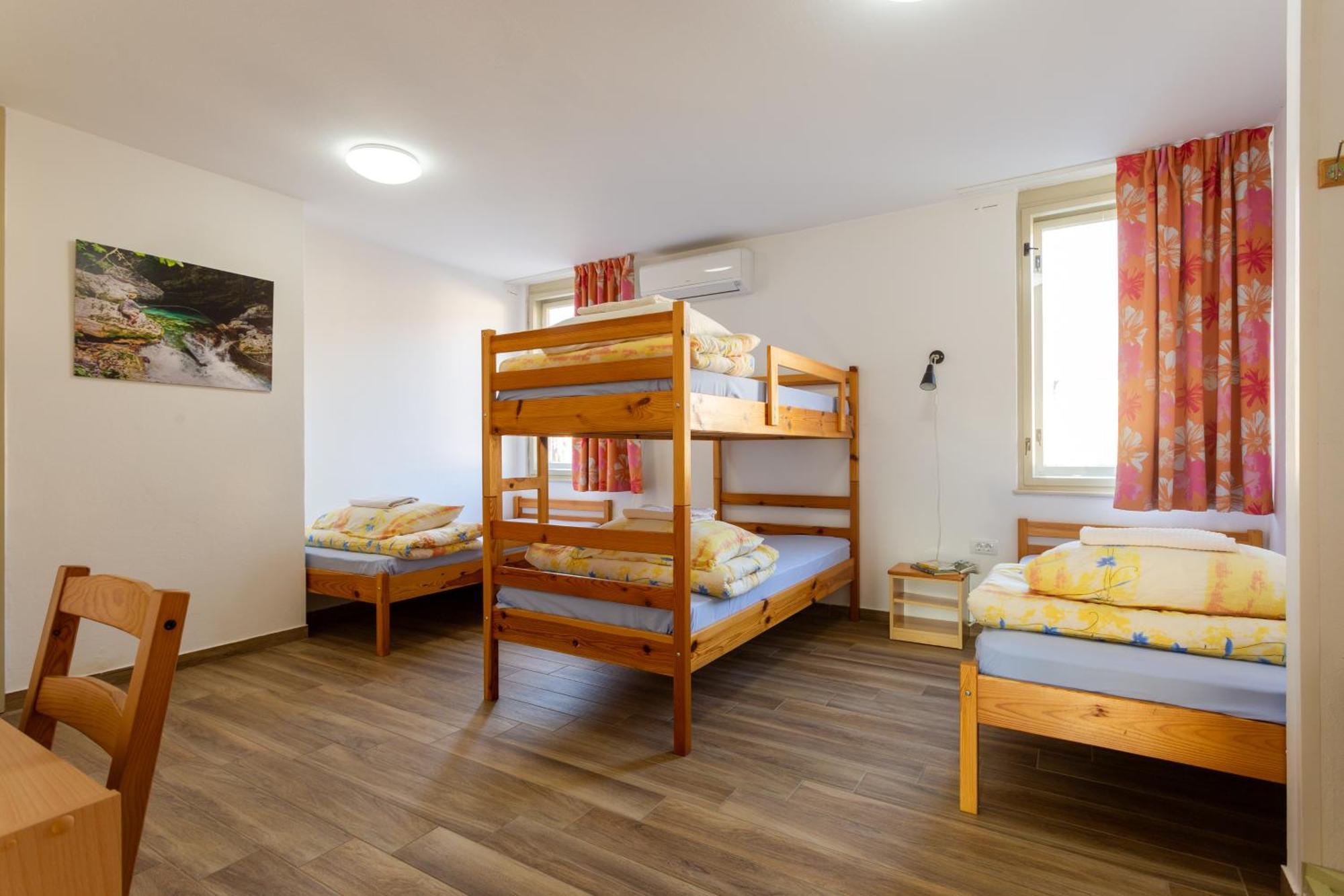 Yapka Rooms Tolmin Kamer foto